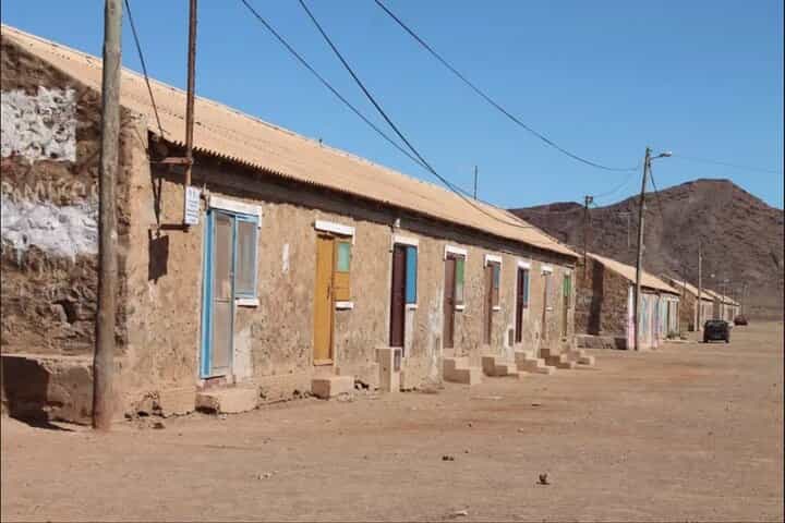 Private Sal island: Pedra de Lume Village, Salt Lake & Shark Tour
