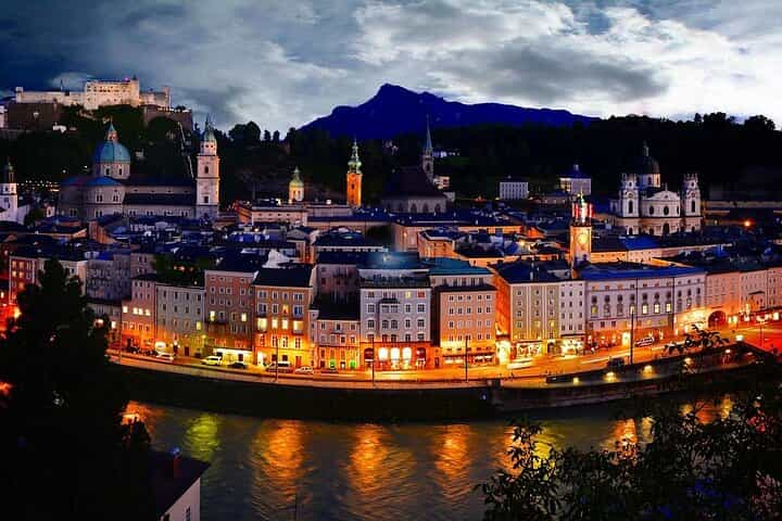 Salzburg Private Walking Tour with Local Guide