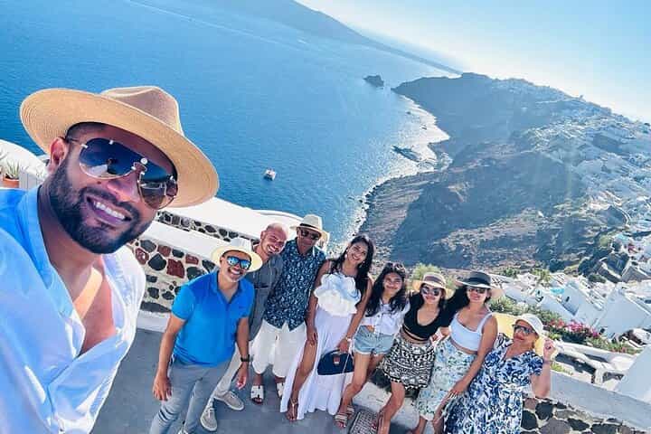 Crete to Santorini 6 Hour Private Tour 