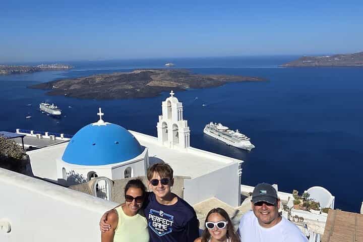 Private tour of Santorini fully customisable 