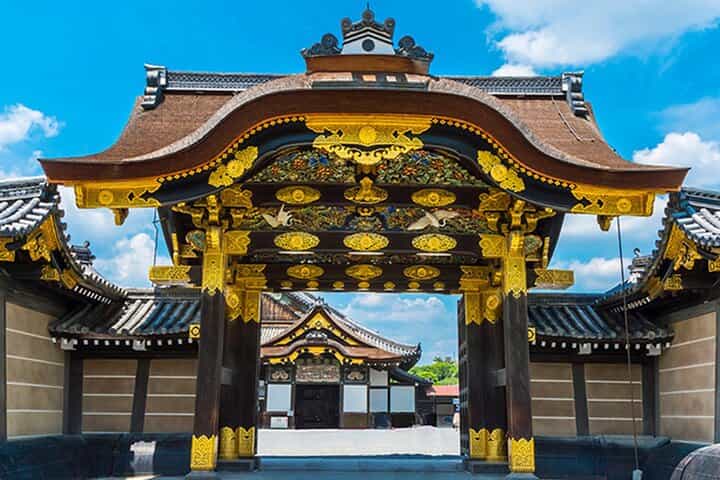 Kyoto: Nijo Castle World Heritage Guided Tour with Admission