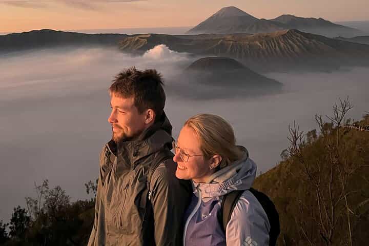 3-Day Tour: Mount Bromo Sunrise & Tumpak Sewu Waterfall