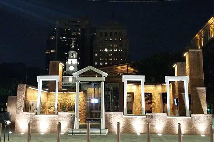 Small-Group Hamilton Public Walking Tour-The Tour where it Happens!