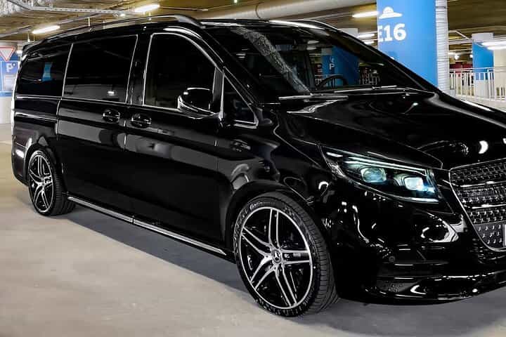 Private Transfers from Paris City to Paris Airport CDG