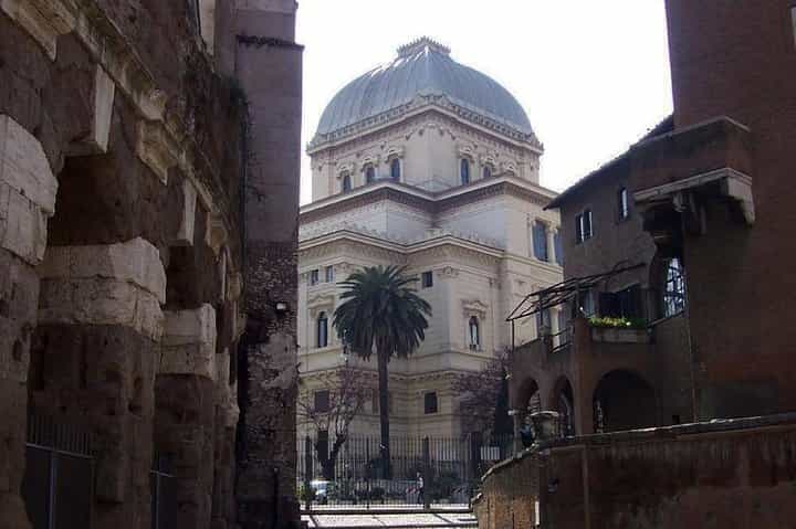 Group tour:Jewish Ghetto 