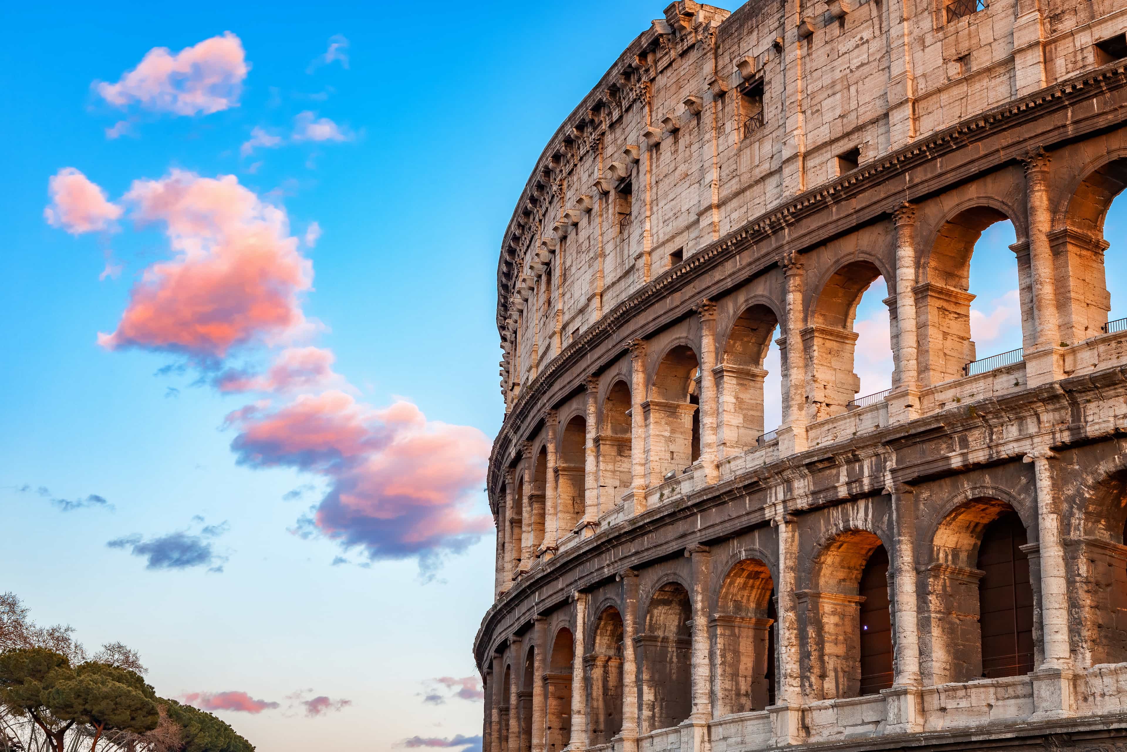 Private Tour of Ancient Colosseum and Roman Forum