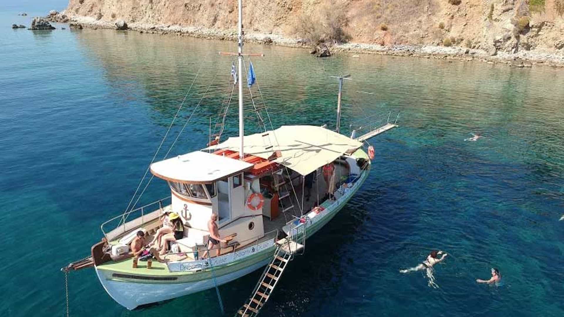 Daily Cruise from Argostoli with lunch & wine 