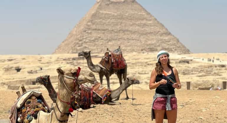 Giza pyramids - Camel Ride and Lunch Tour In Cairo