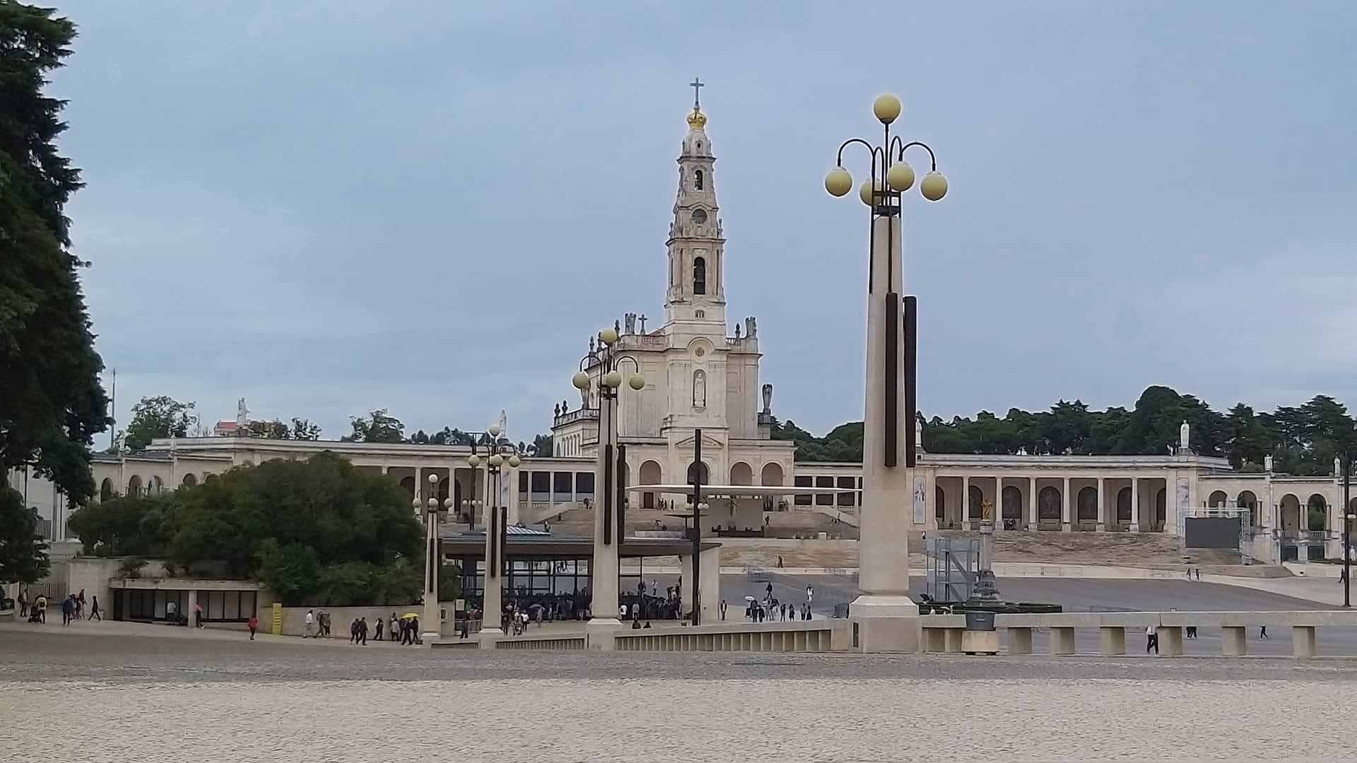 Private Fátima Pilgrimage Day from Porto: Sanctuary, Valinhos and Aljustrel Shepherds’ Houses