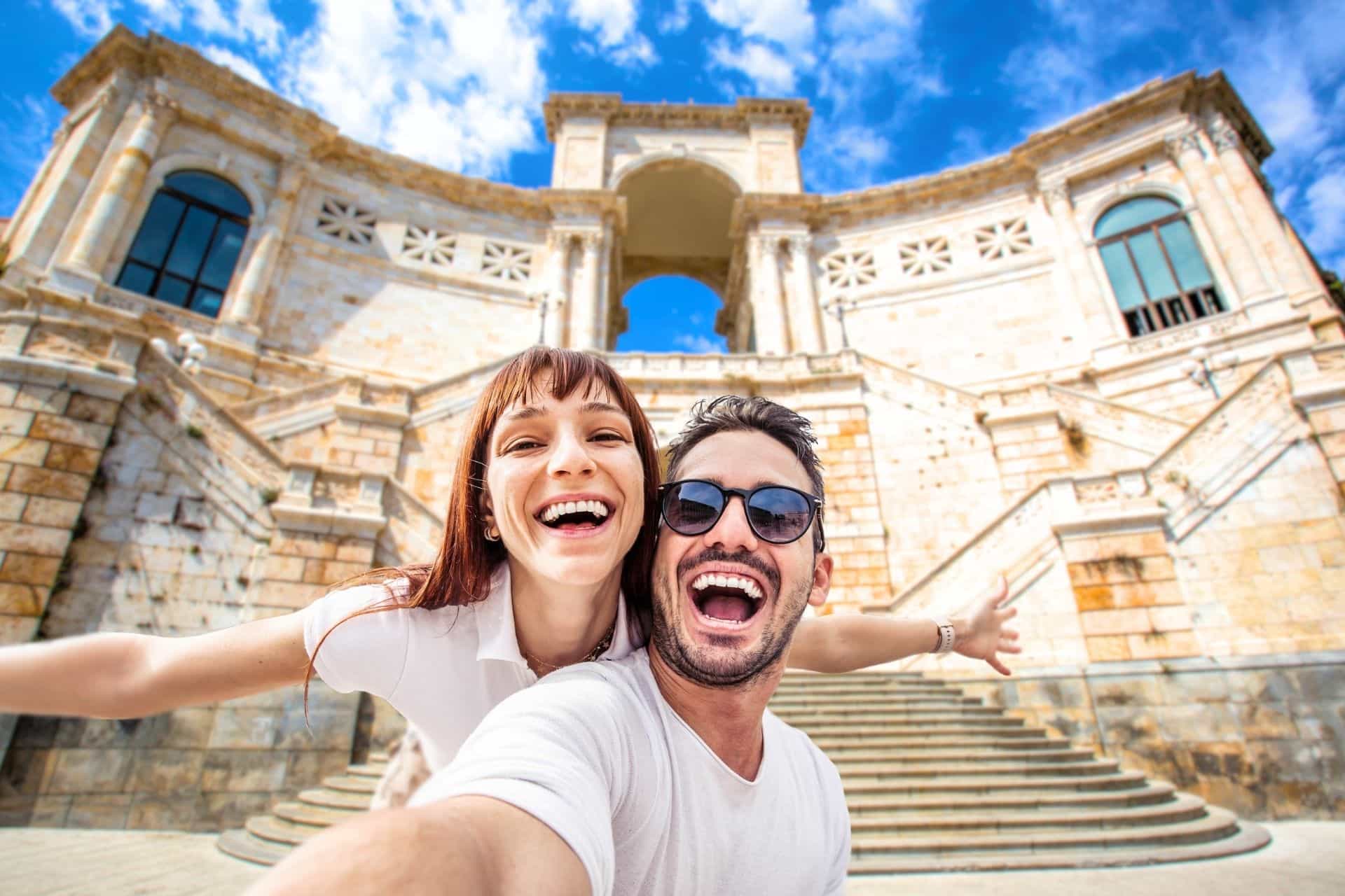 Cagliari: city tour with a treasure hunt