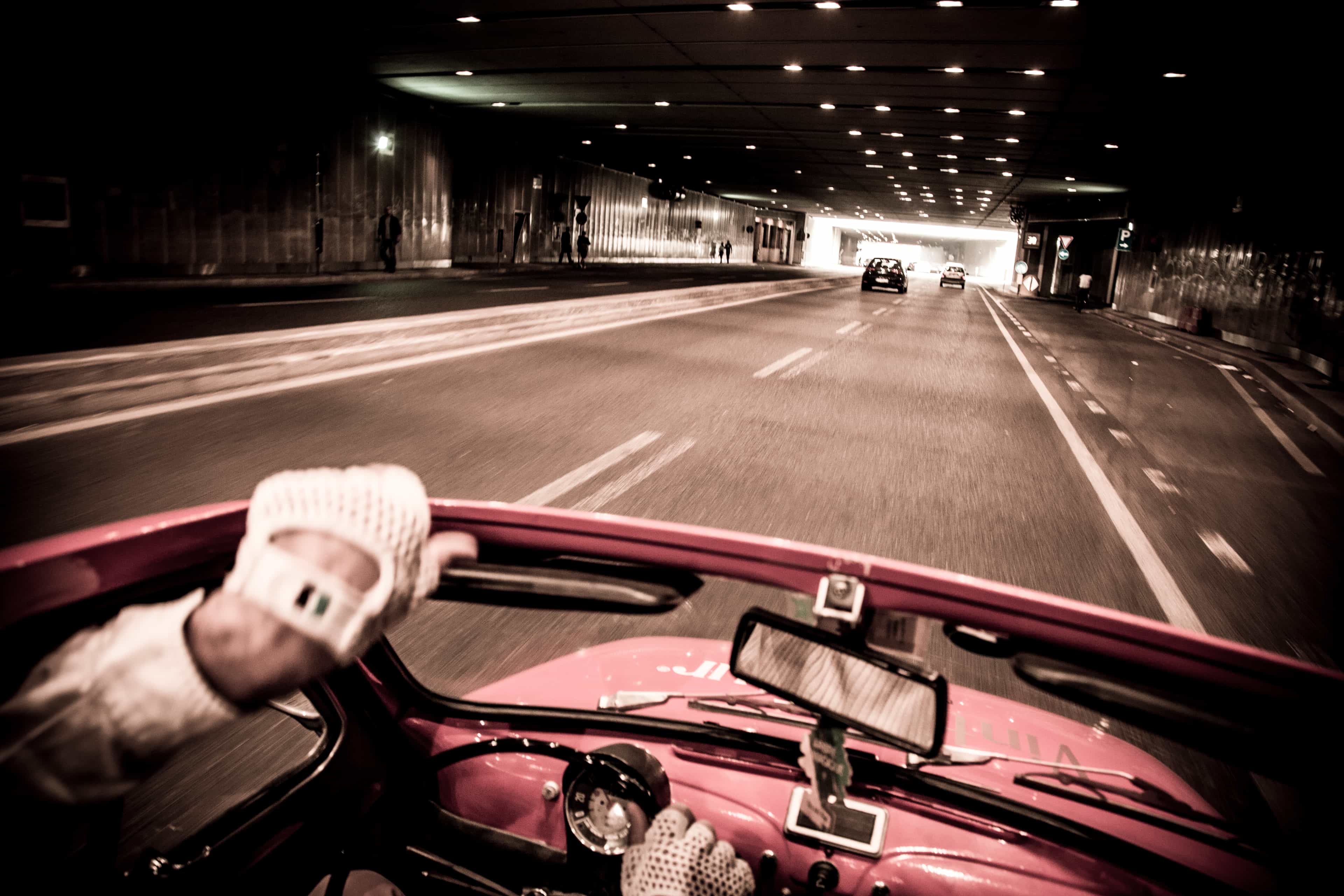 3 Hour Vintage Fiat 500 Night Tour in Milan 