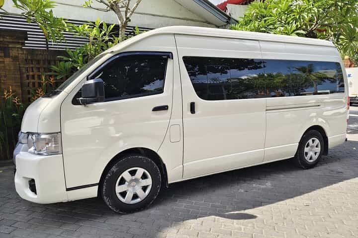 Bali Airport Private Transfer Ubud Area Premium Car or Minibus