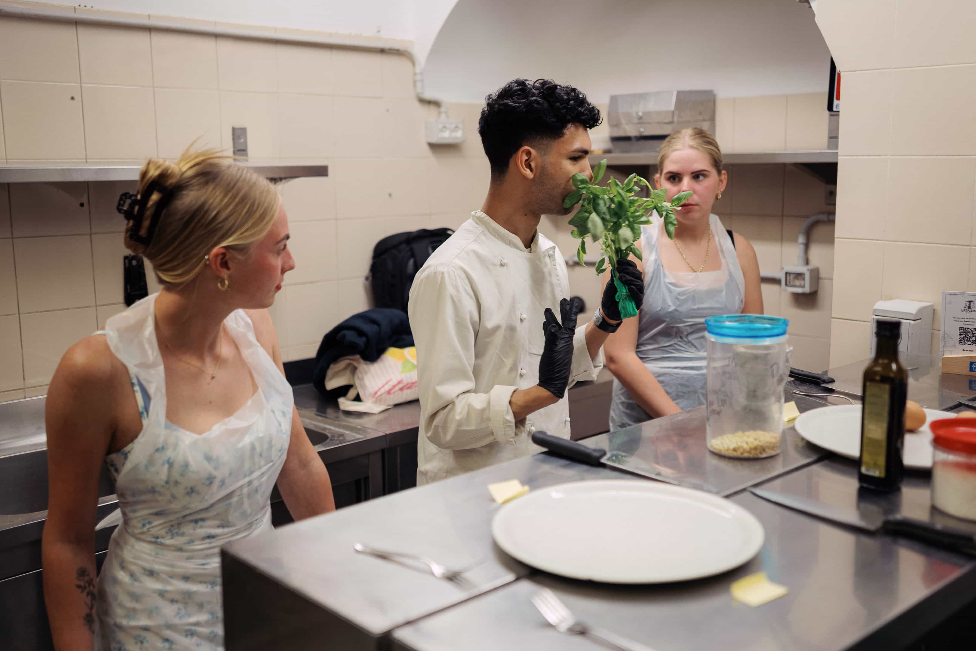 Pesto and Pasta Cooking Class in Rome City Center