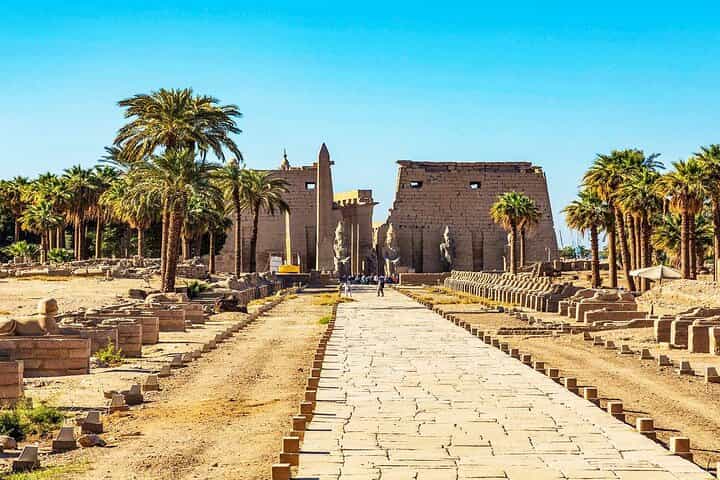 Hot Air Balloon Adventure with Luxor East Bank Tour