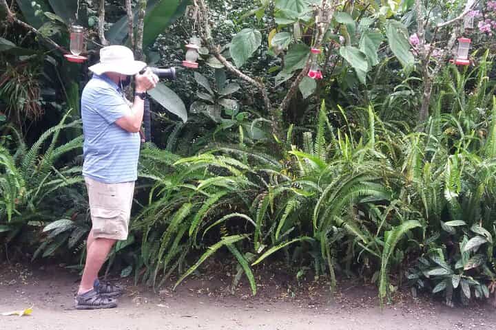 Private Tour from Quito: Hummingbirds, Waterfalls and Half the World