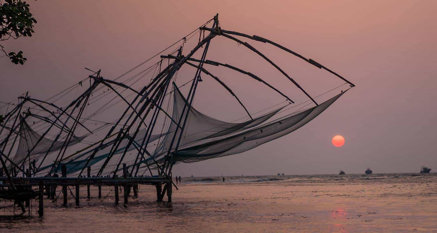 Spotlight on South India - Tamilnadu, Kerala & Karnataka !!