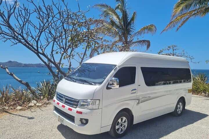 Private Transfer DE Liberia Airport A Nekajui to Ritz Carlton