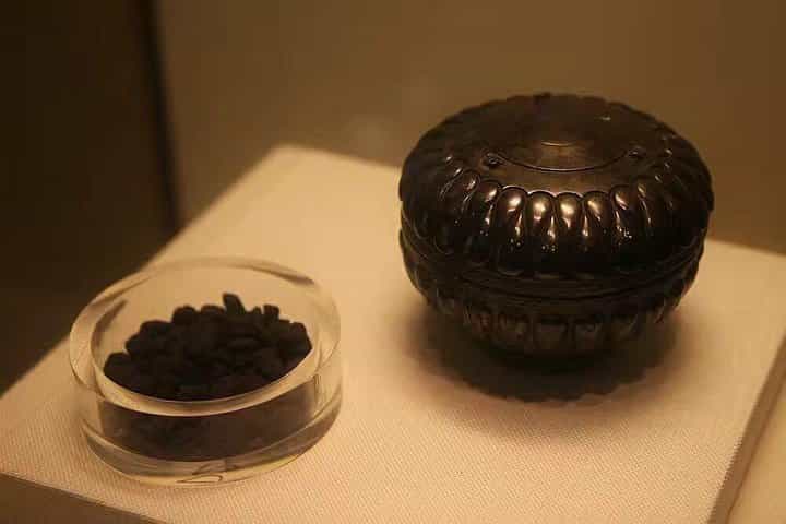 4-Hour Private Tour to Museum of Nanyue King & Academy of Clan Chen in Guangzhou