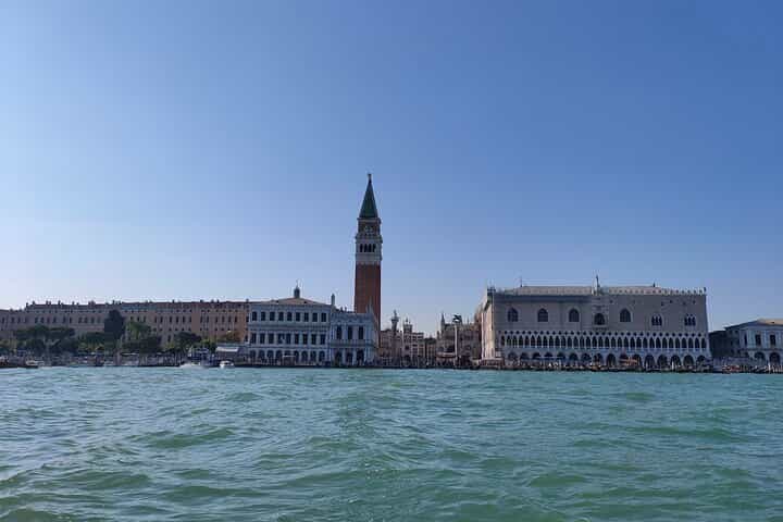 Private boat tour from Chioggia to Venice with Glassfactory visit in Murano