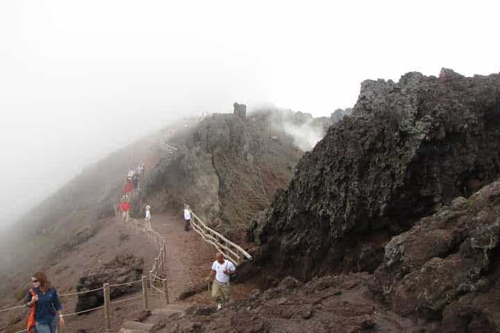 [PRIVATE TOUR driver only] Pompeii, Herculaneum, and Mt Vesuvius Tour