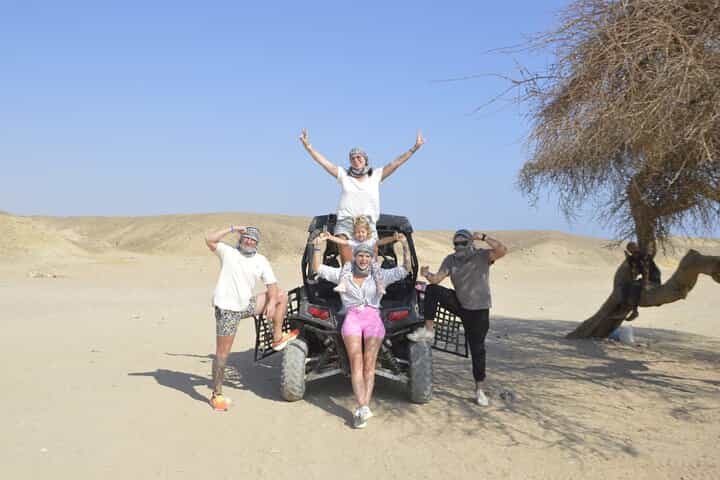 Hurghada Family Safari: 1-Hour Quad & Buggy with Dinner and Show