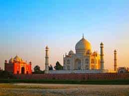 Taj Mahal Sunrise Tour from Delhi 