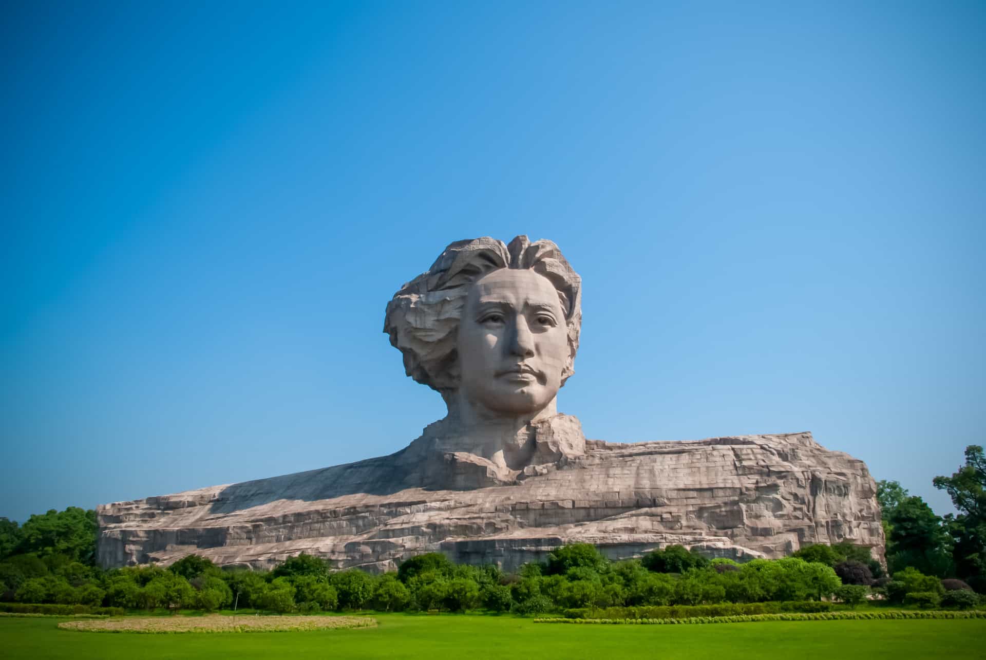 Changsha Highlights: Landmarks & River Views