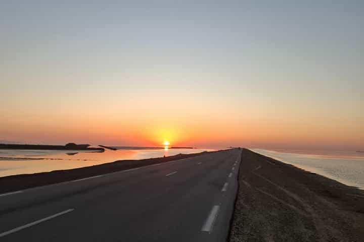 2 Day Sahara Desert Escape Luxury Tent Camp and Historic Sites