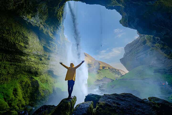 Duo Escape Tour from Reykjavik: Golden Circle and South Coast