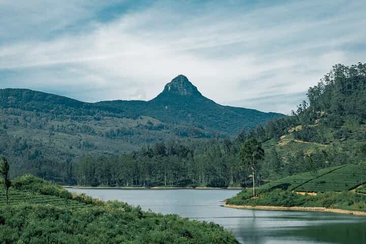 Airport Taxi Transfers from Colombo Airport to Adams Peak