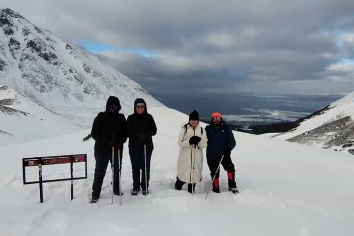 5hrs of Trekking Experience in Martial Glacier