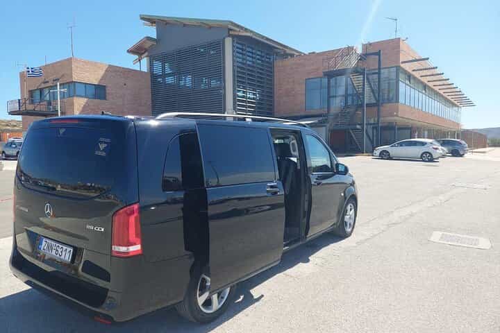 Lavrio Port to Athens Hotels Private Transfer with Meet & Greet