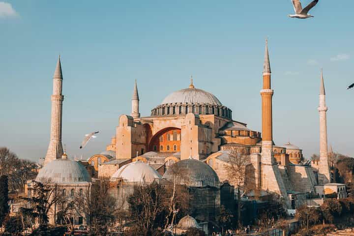 Private Tour Best of Old City: Hagia Sophia,Blue Mosque & Topkapi
