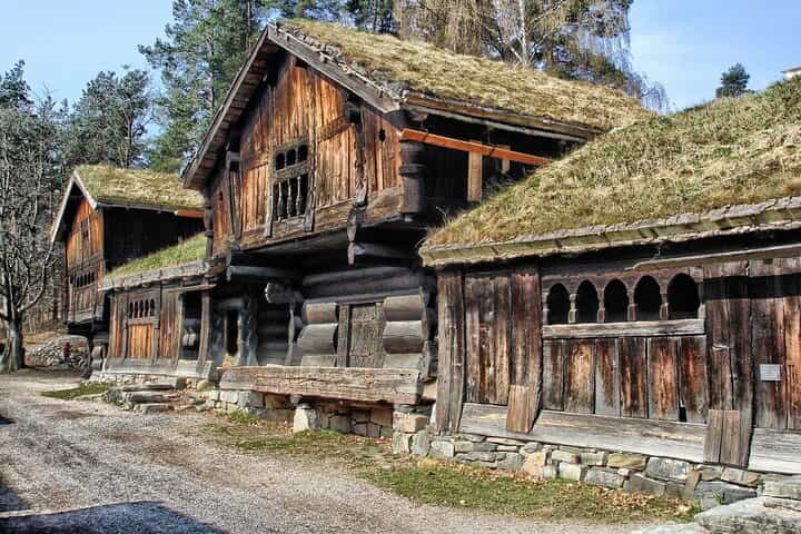 Private Transfer From Bergen To Oslo With a 2 Hour Stop
