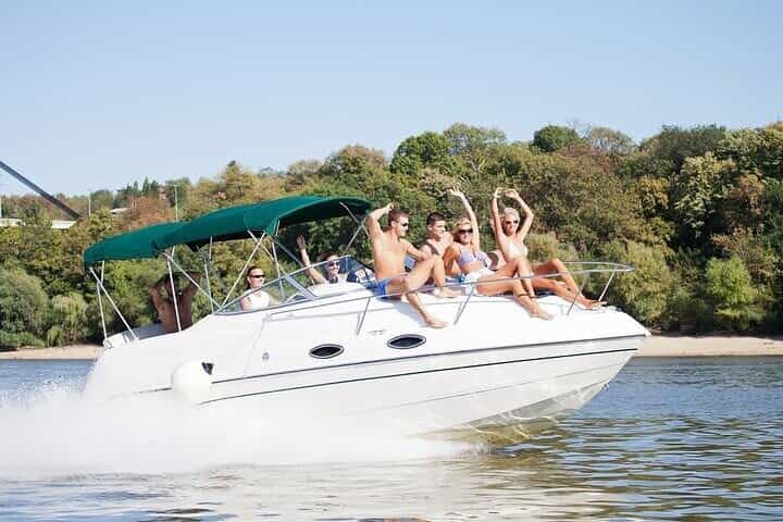 Private Boat Tour In Santos – Full Day With Barbecue and Drinks 