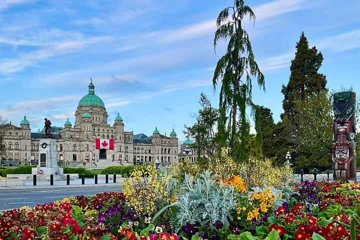 4hr City Highlights Private Tour in Victoria BC