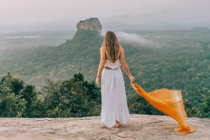 Pidurangala Rock Day Tour From Colombo.