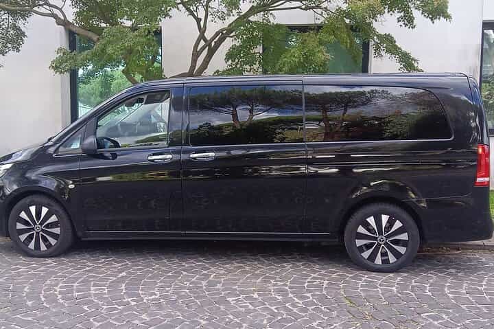 Private Transfer From Sorrento to Naples 
