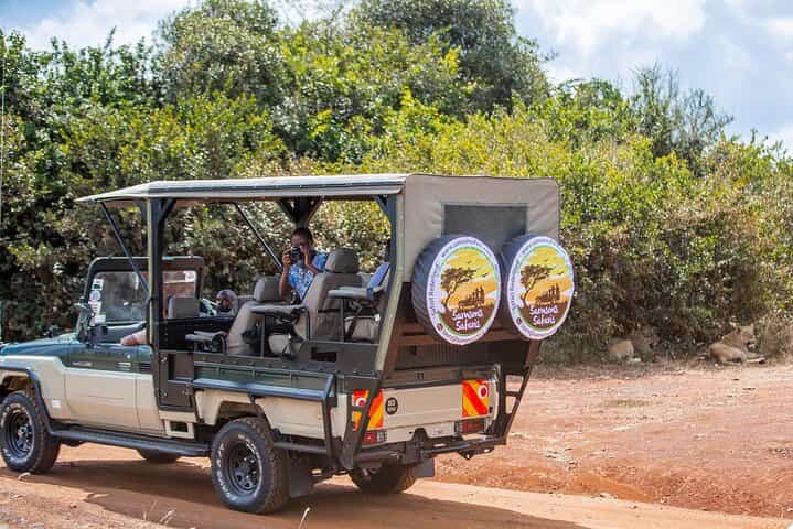 Nairobi National Park 4*4 Open Safari Jeep Rental