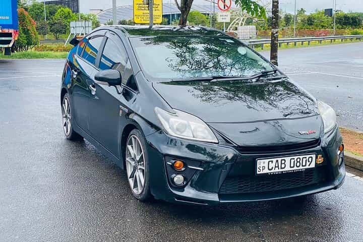 Nuwara Eliya to Colombo Airport Departure Transfer