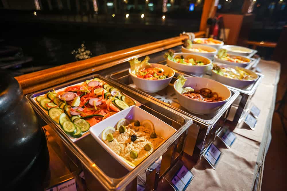 Best Nile dinner cruise Cairo : Cairo Nile Dinner Cruise With Transfer