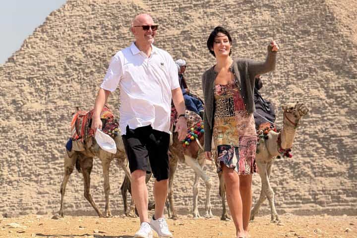 Private VIP Giza Pyramids Sphinx Tour Camel Ride Queens Access