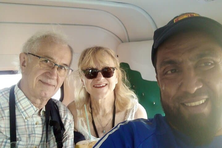 Tuk ride is very cheap in colombo (All inclusive)city tour