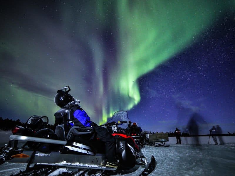 Northern Lights snowmobile safari - Exclusive wilderness experience in Levi