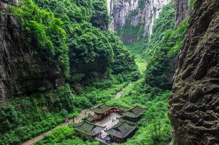 2 Day Wulong Private Tour Impression Show and Cave Hotpot