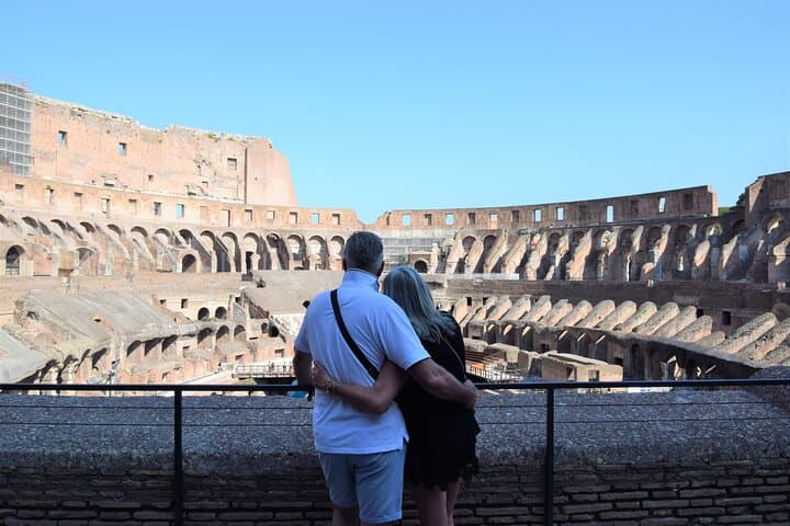 Rome In Style Chauffeured Tour: Colosseum & main sights + Lunch