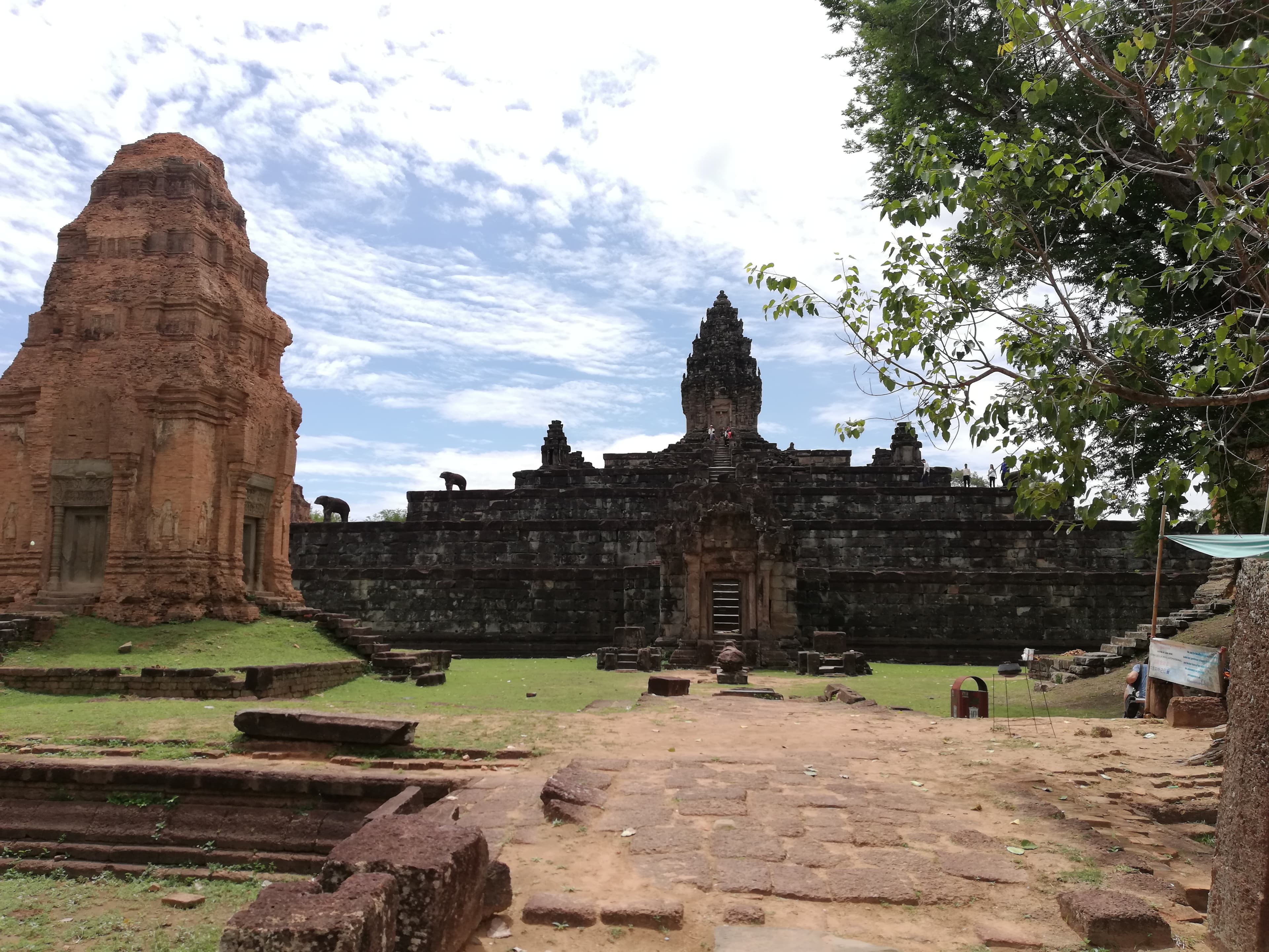 Rolous Group and Sunset Tour