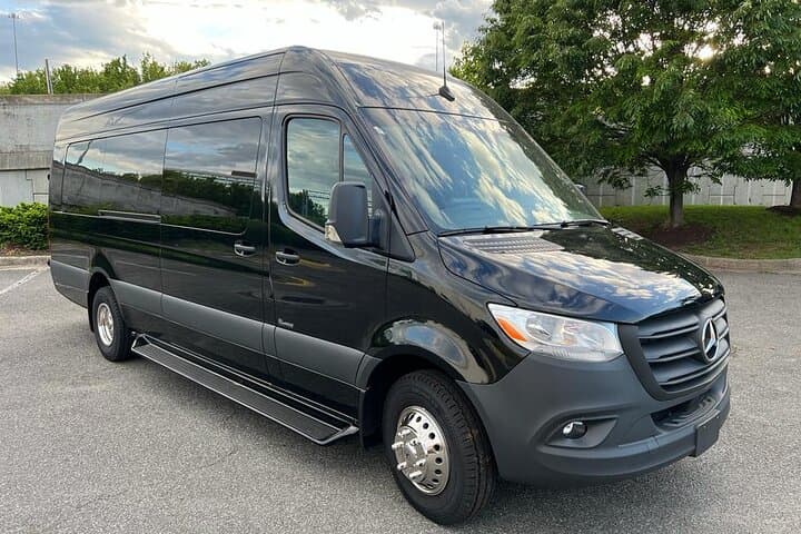 Private Transfer from DCA - Washington DC by Sprinter 