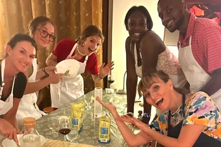 Small group cozy Cooking Class in a typical Milanese house