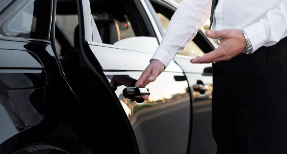 Transfer Lisbon Airport - Almada